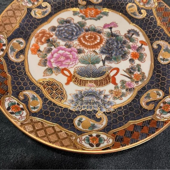 Andrea Decorative Plate with Gold Floral Accents - Picture 4 of 10